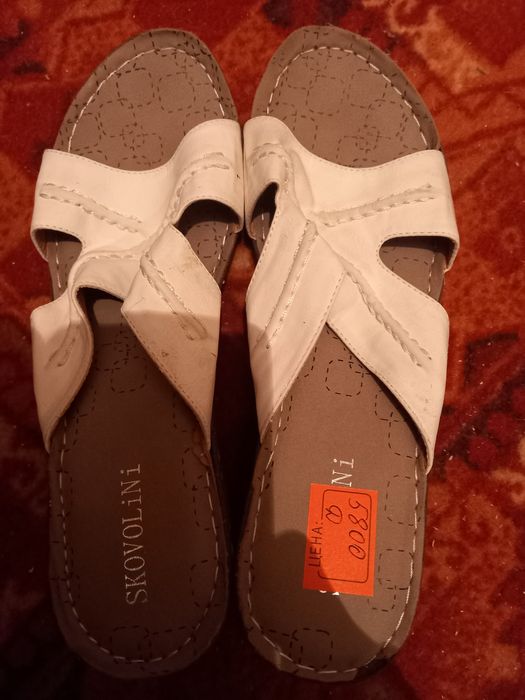 Женские босоножки новые