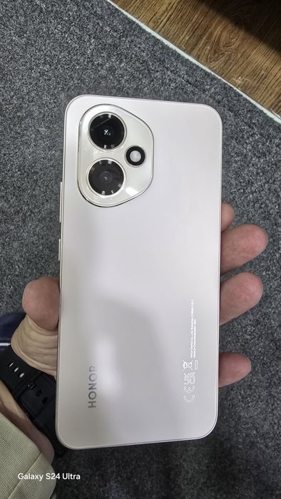 Honor 400 12 : 512 gb