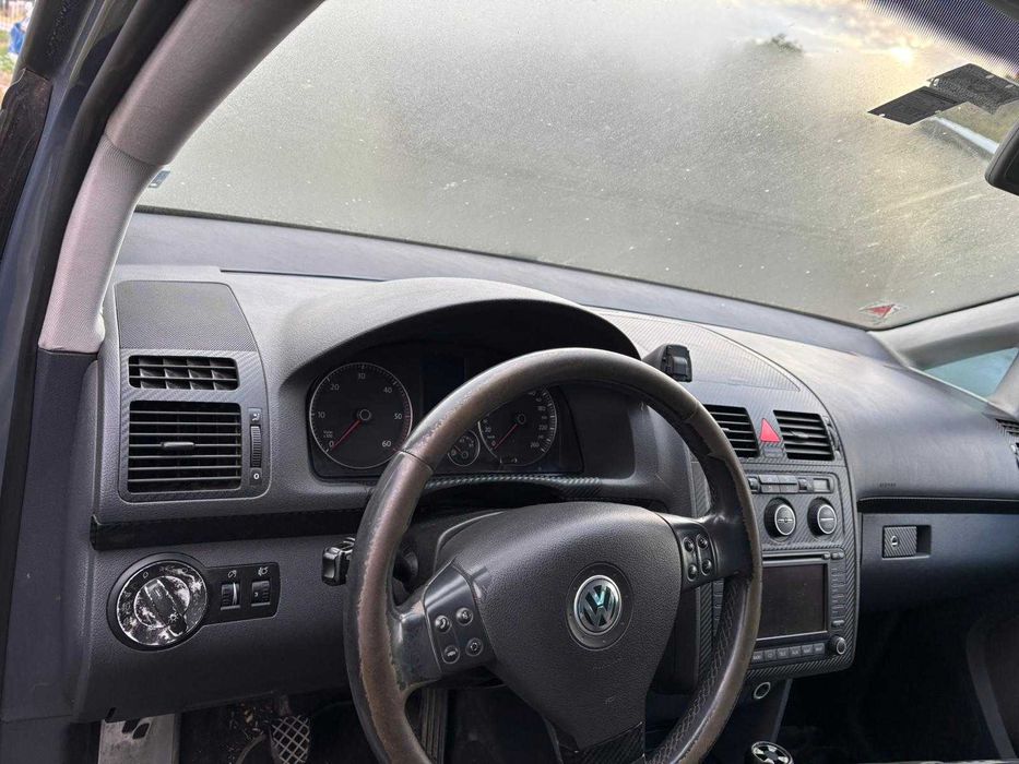 VW Touran На части Volkswagen Туран Turan Тоуран на части