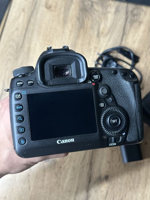Canon 5d mark 4 Yangi