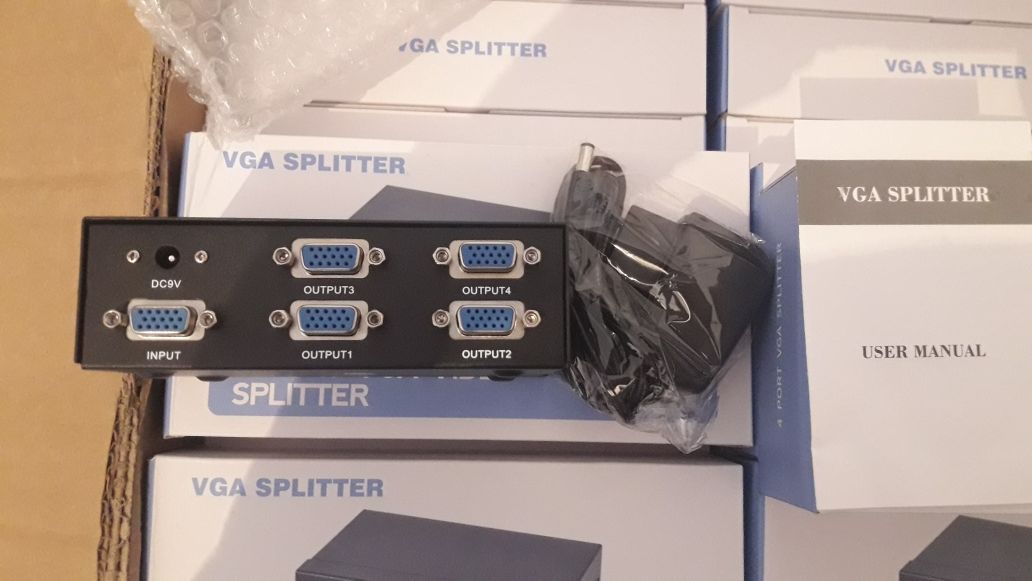 Продам  4 PORT VGA VIDEO SPLITTER  250 MHz. В упаковке