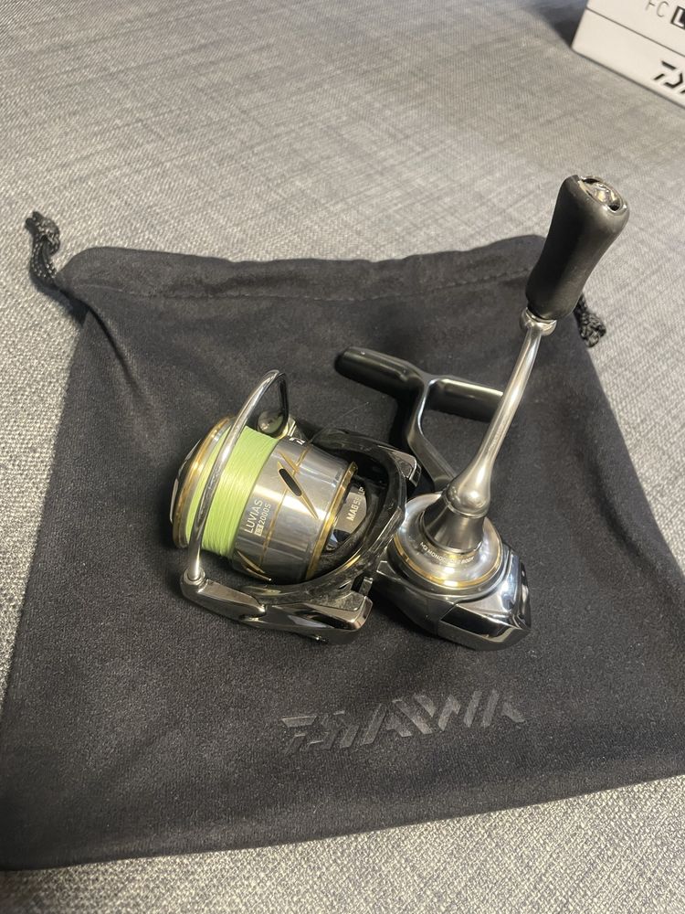 Малара daiwa 20 luvias fc lt2000s