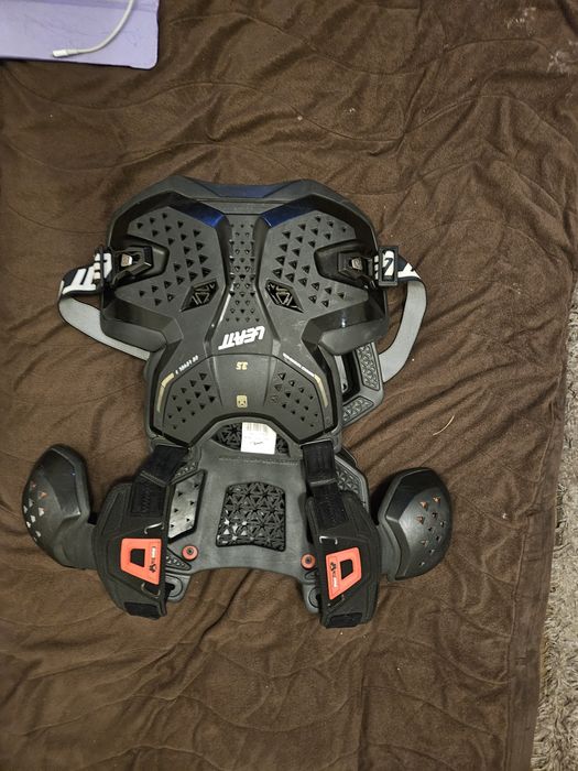 Каска airoh aviator