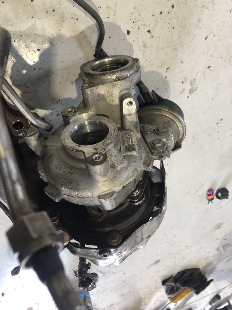 Turbina Audi 2.0tdi euro6 cod motor DEU cod turbina: 04L253019A