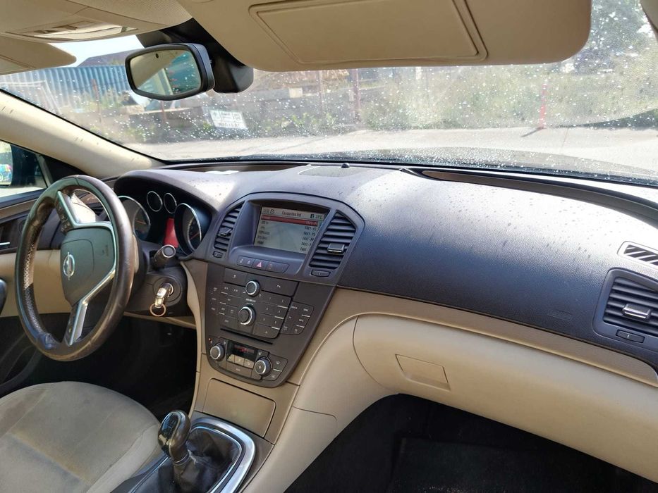 Opel insignia -vand urgent