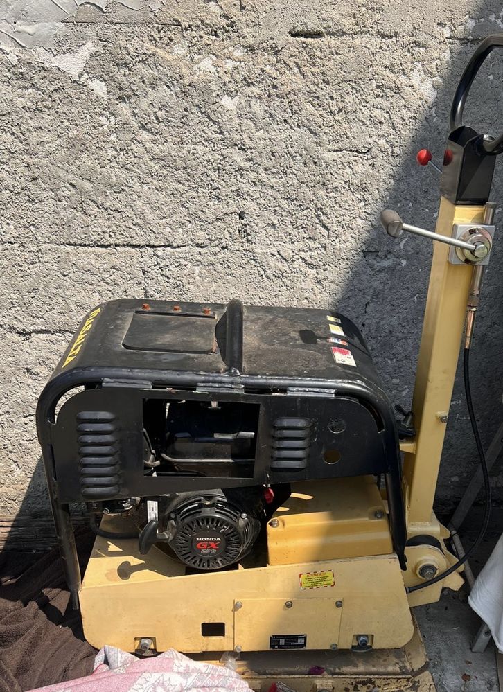 Placa compactoare MS 330-4