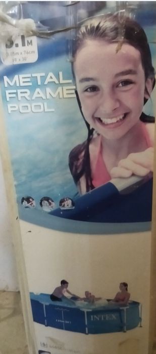 Летний бассейн 6 тонн диаметр 4 м, а глубина 1 метр