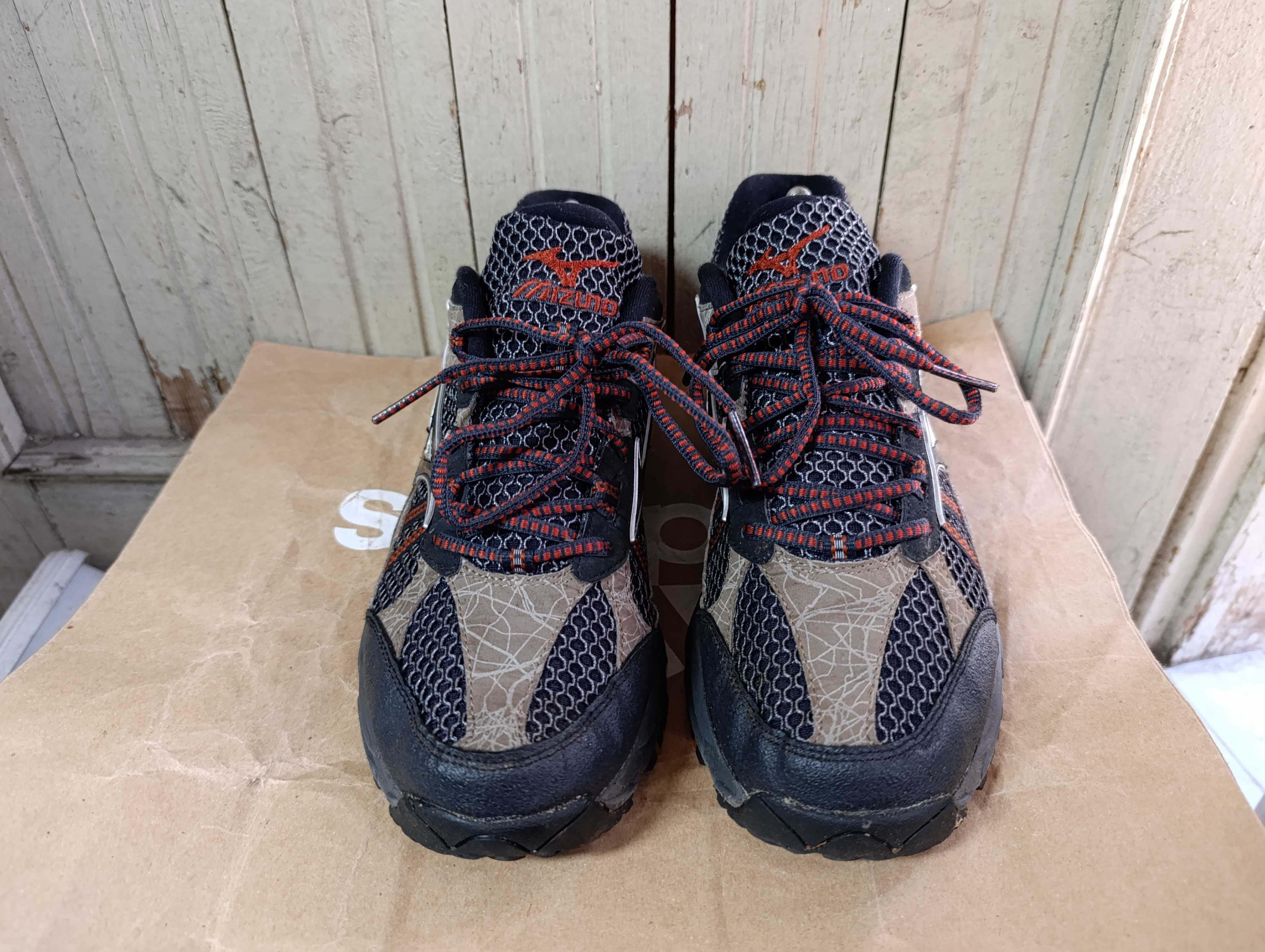 ''Mizuno Wave Escape''оригинални маратонки 44 номер