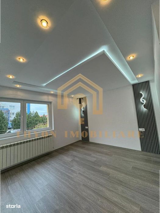 Apartament de închiriat - spatiu comercial