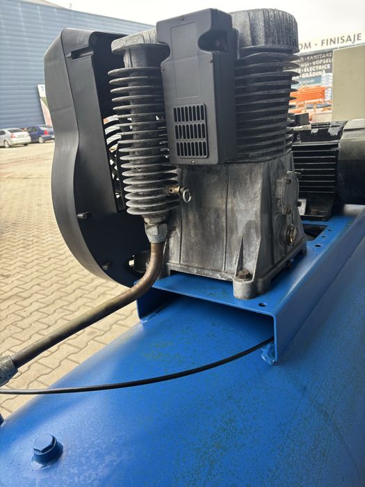 Compresor industrial butelie 500 l