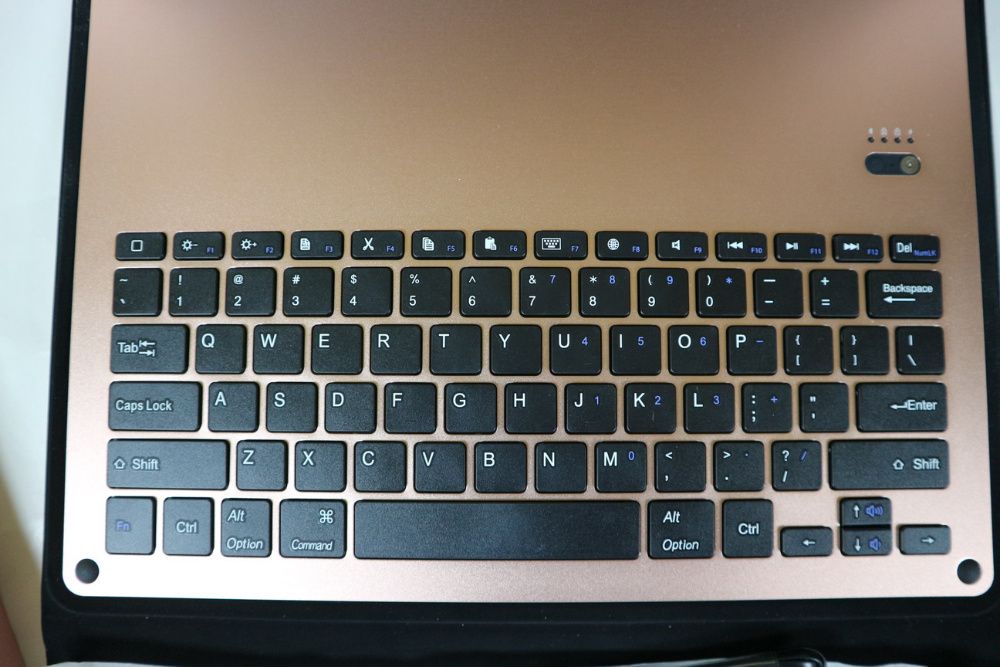 Tastatura Profesionala Wireless Bluetooth pt. iPad Pro/ Roz - Reducere