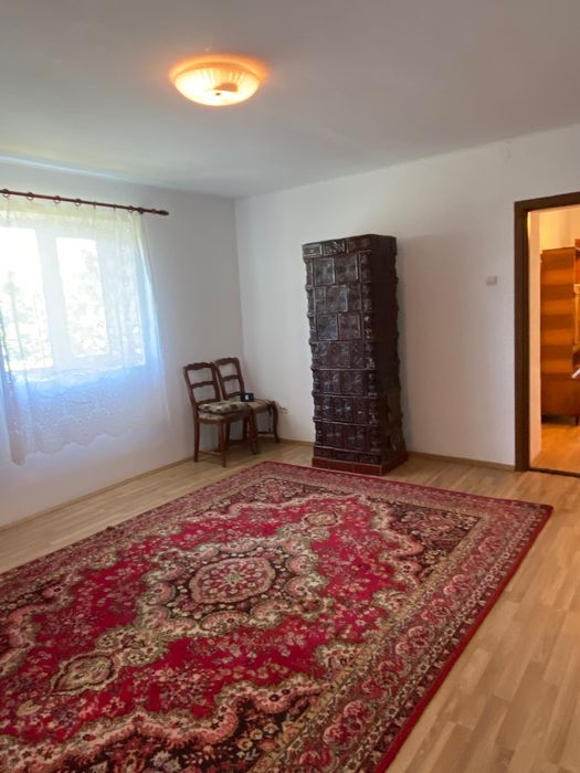 Casa la Cebza cu 4000 mp teren  intraviran