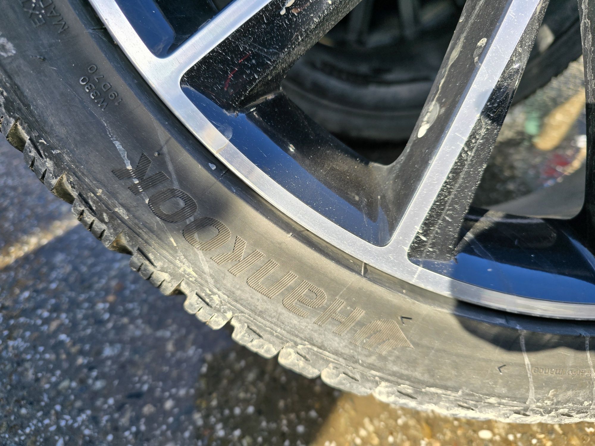 Зимни гуми 19 Hankook Winter I*cept Evo