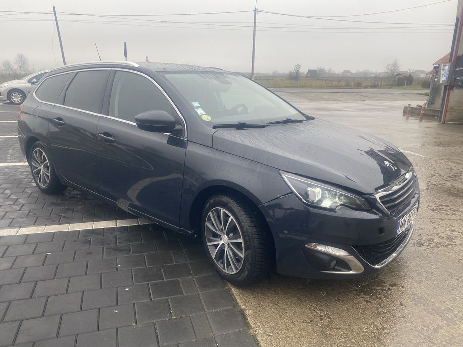 Peugeot 308   2016