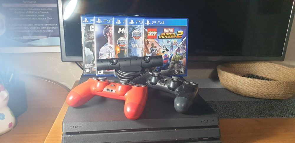 Sony PlayStation 4 PRO Б/У