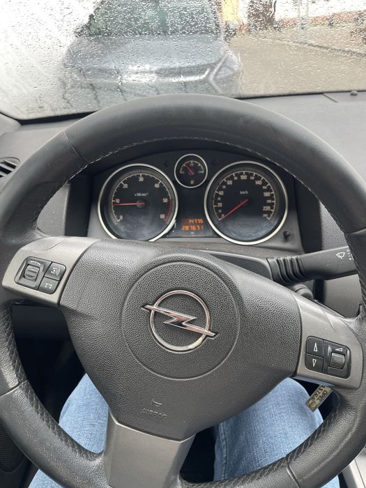 Opel Astra h 2006