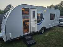 2013 Adria Astella 613HT - 4 locuri - motor mover - cort pe aer - Alde