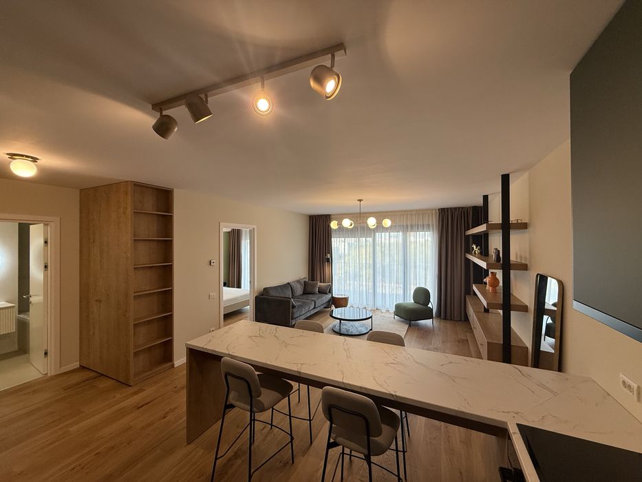 Închiriez Apartament 2 camere Arcadia Domenii central