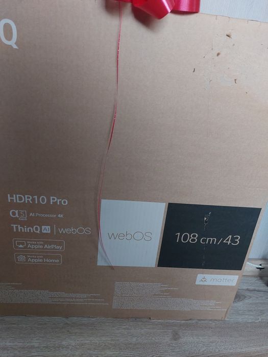 Телевизор LG43UR78