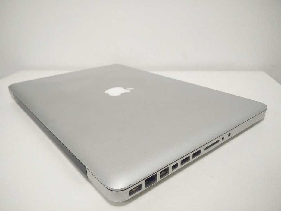 Laptop core i5 - Apple Macbook A1286 - functional,instalat