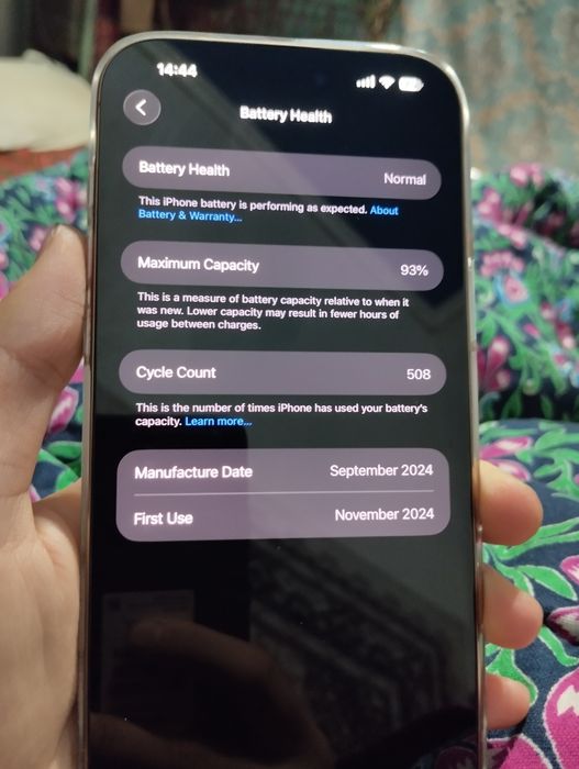 iPhone 16 Pro Max 265 GB.
