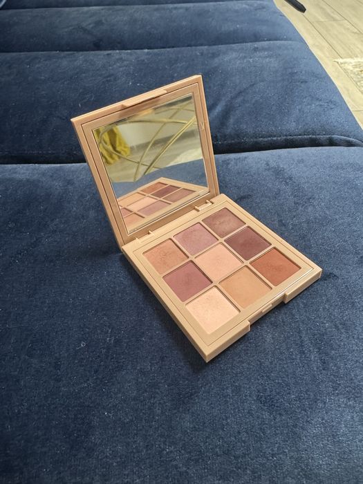Paleta culori pentru ochi Huda