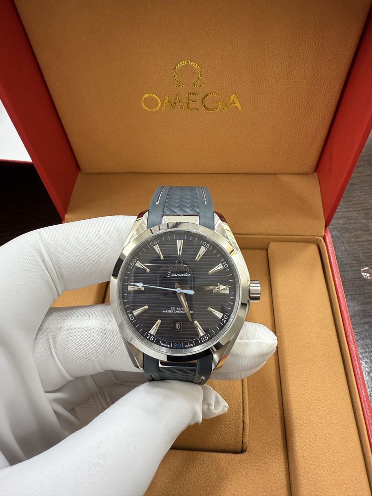 Часы Omega Seamaster
