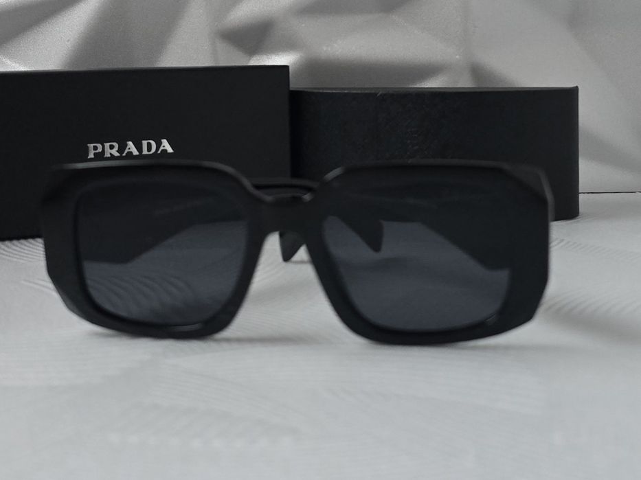 Дамски слънчеви очила правоъгълни квадратни