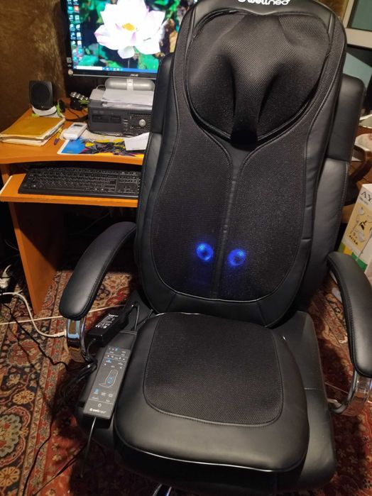 продавам шиацу месажор 4 в 1