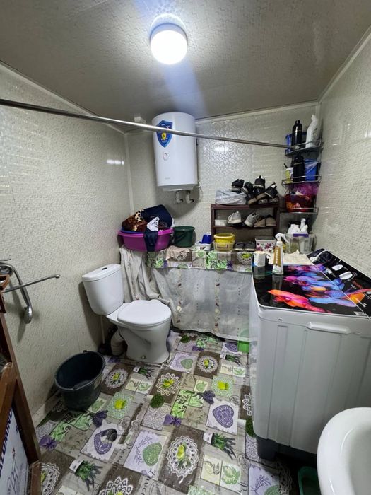 1 хонали уй сотилади 32кв.м Гагарина Дошкольный томонида