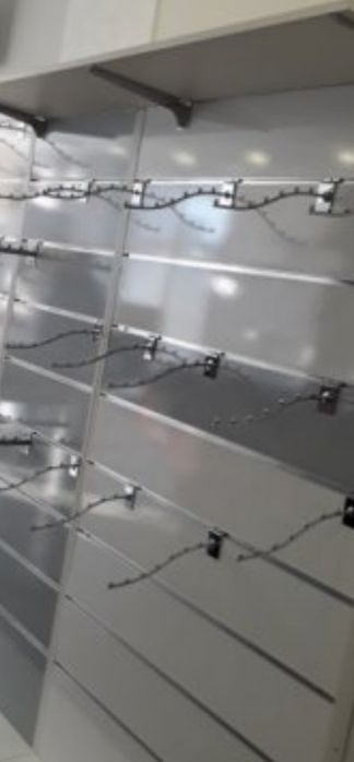 Пана за магазин за обувки и дрехи