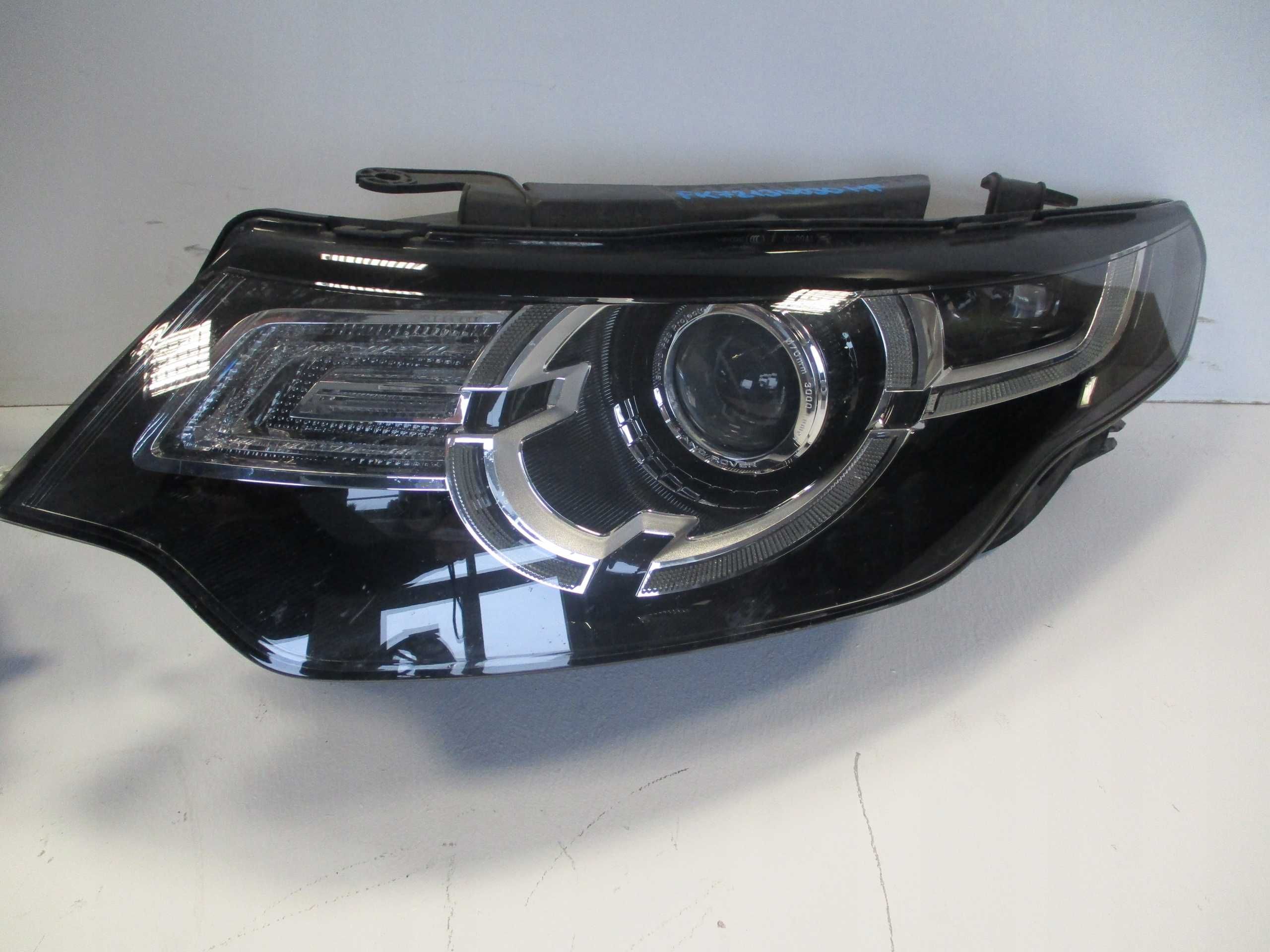 Оригинални фарове LAND ROVER DISCOVERY SPORT Bi-Xenon 2014 +