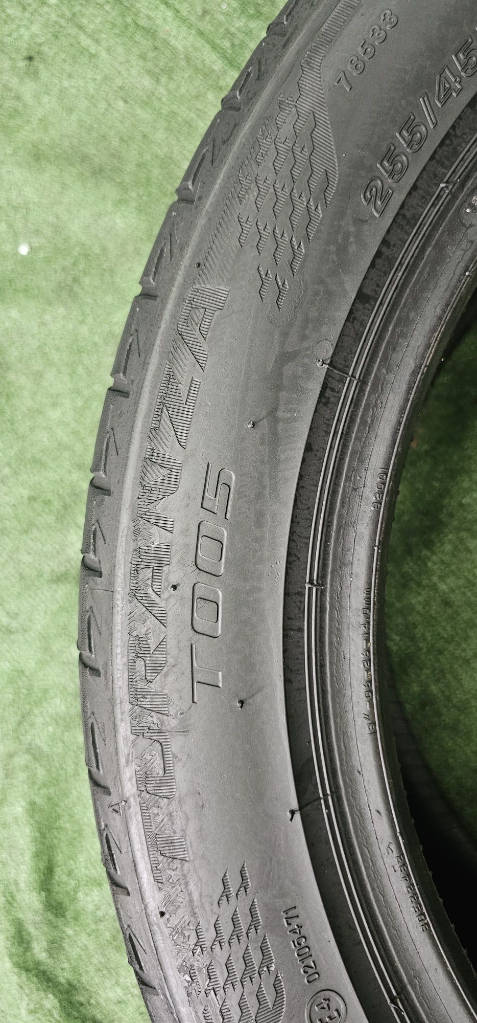 255 45 r18 Bridgestone