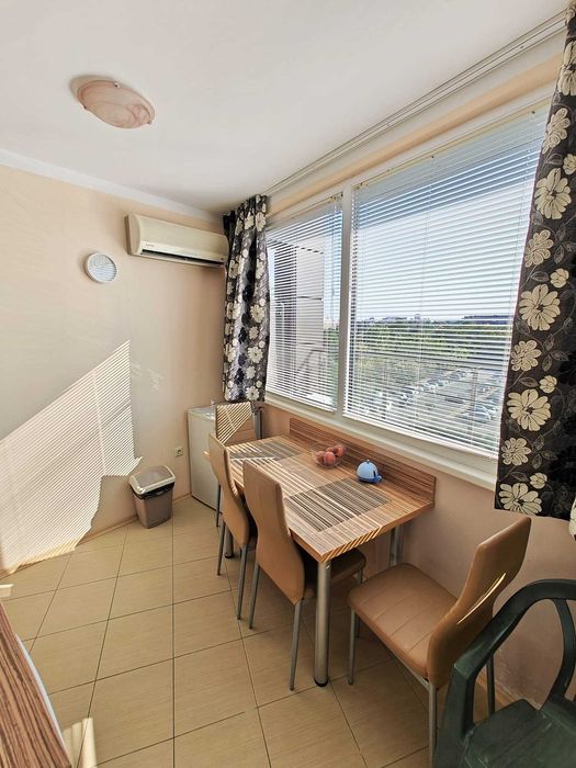 Продава се Двустаен апартамент в к.к. Слънчев бряг - 58 кв.м за 1207 €/кв.м - Снимка #4
