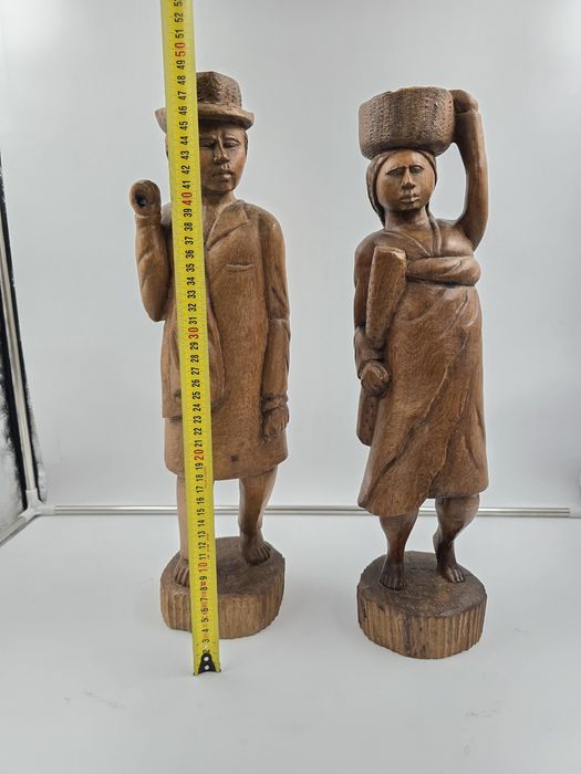 Sculpturi lemn statuete