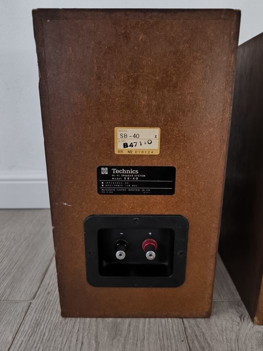 Set boxe Tehnics SB40