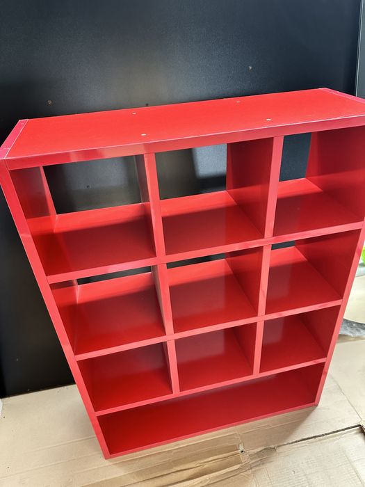 Шкафчета и рафтове