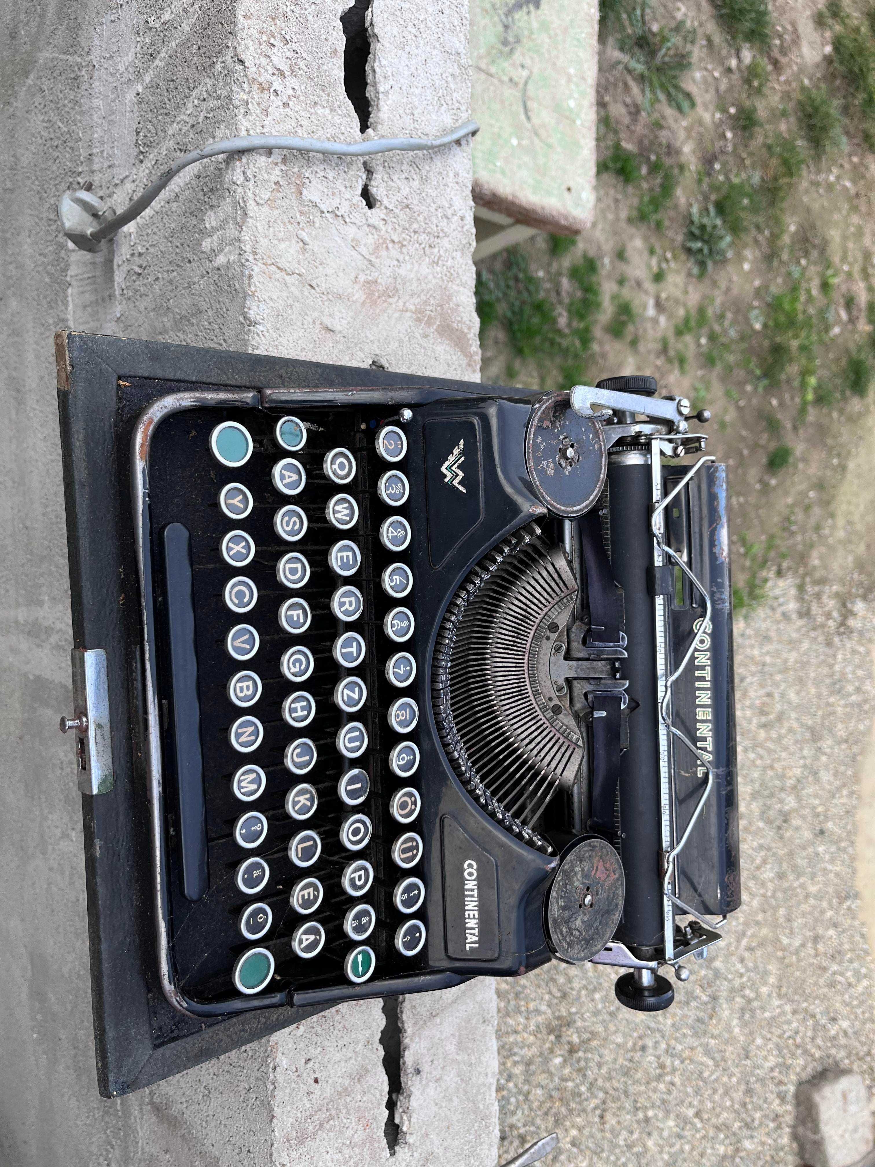 Masina de scris Continental
