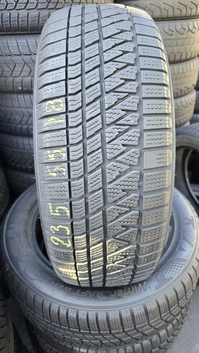Set 4 anvelope iarnă Khumo 235/55/18 dot 2022