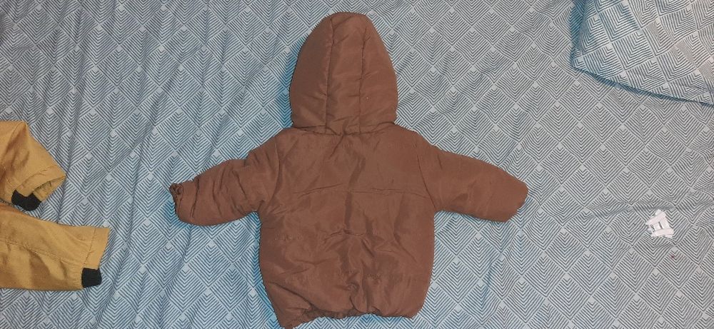 Greaca bebeluși maro