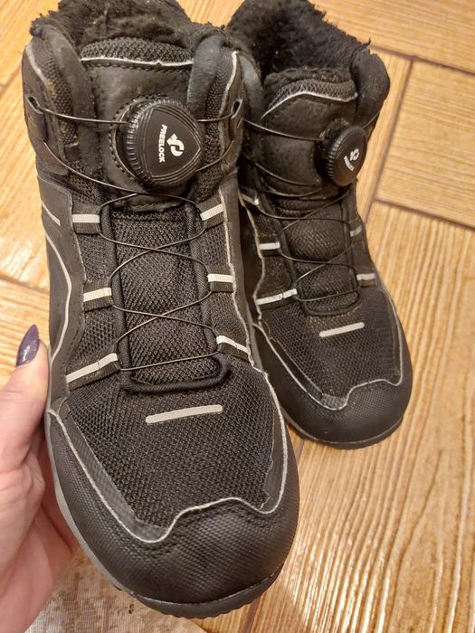 Ghete mărime 34. Impermeabile