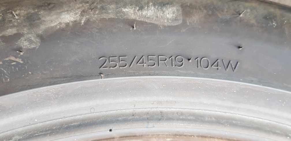 Летни гуми-2023г.-19цола-255/45-1бр.-140лв."HANKOOK "