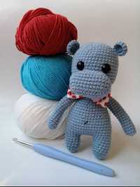 Плетена играчка - Хипопотам с папийонка