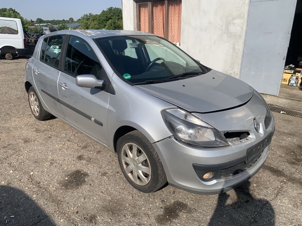 Renault Clio / Рено Клио 1.6 16v 88кс - НА ЧАСТИ