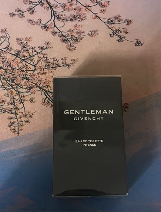 Туалетная вода Givenchy Gentleman Intense