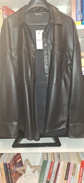 Cămașă piele ecologica Stradivarius,eticheta