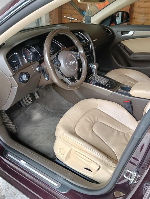 Vând Audi A5 automata