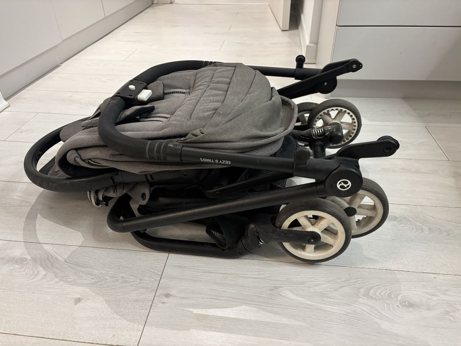 Carucior Cybex Easy and Twist