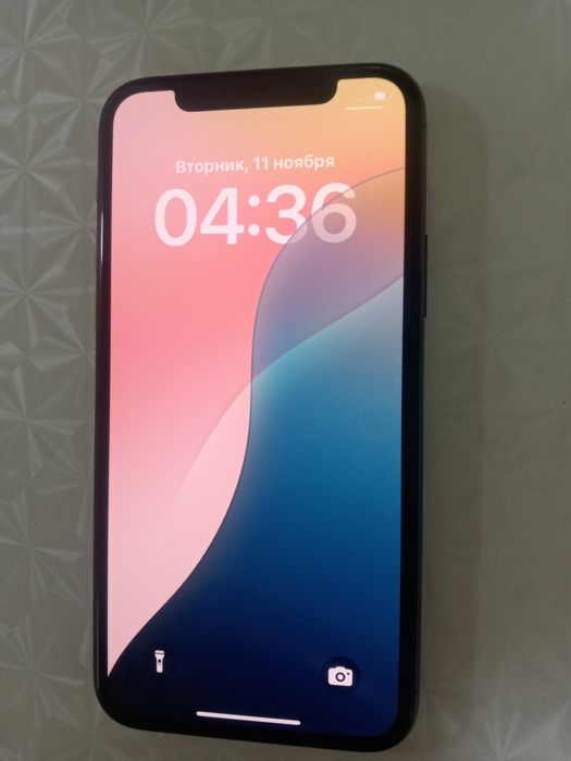 Продам айфон 11 про