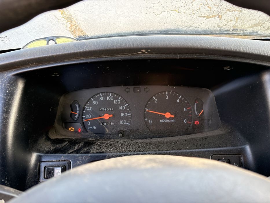 Vând Mitsubishi L200